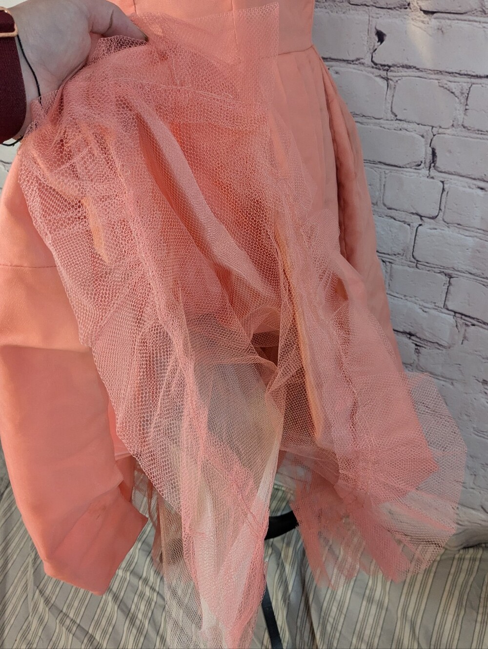 Vintage Pink Dress - Picture 5 of 8